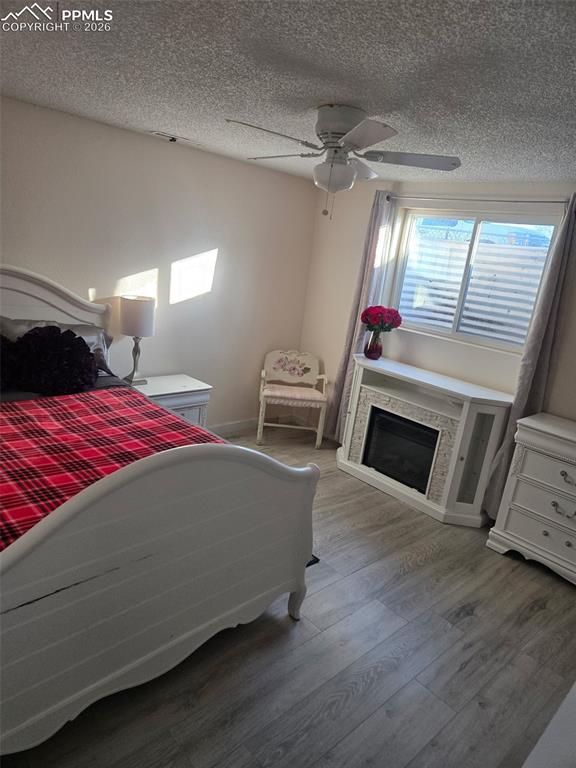 Image 9 of 15: Downstairs Bedroom one 