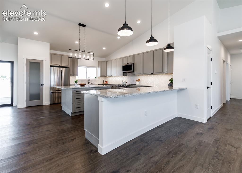 Image 6 of 37: Kitchen