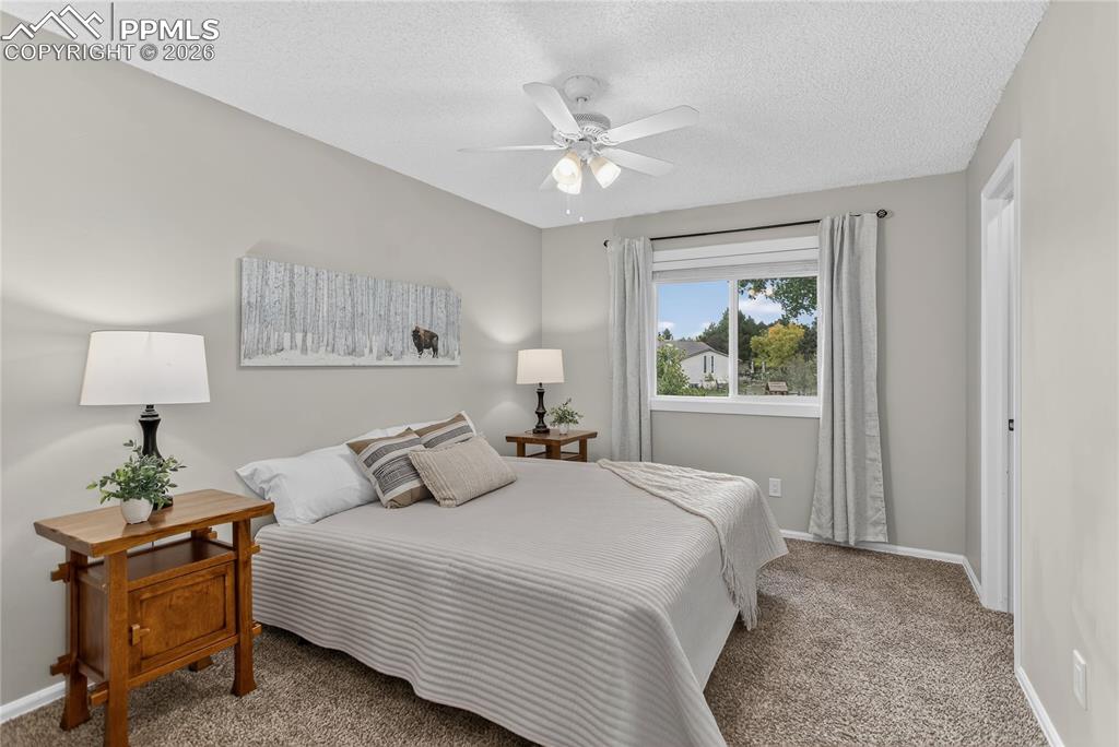 Image 19 of 32: Bedroom 3 - upper level