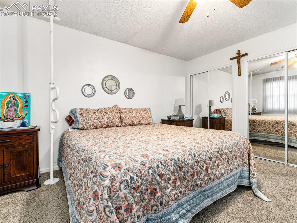 Image 20 of 34: Bedroom