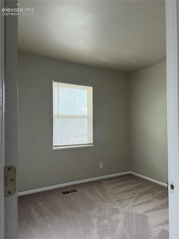 Image 10 of 16: Smallest bedroom