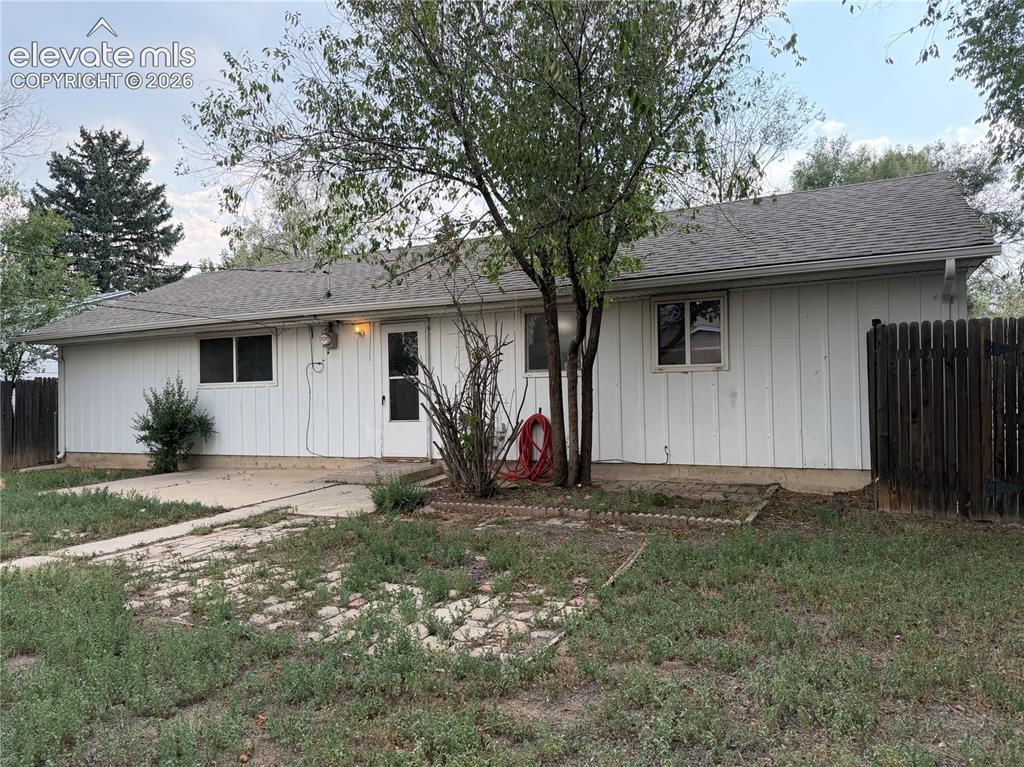 Image 16 of 16: Back of home