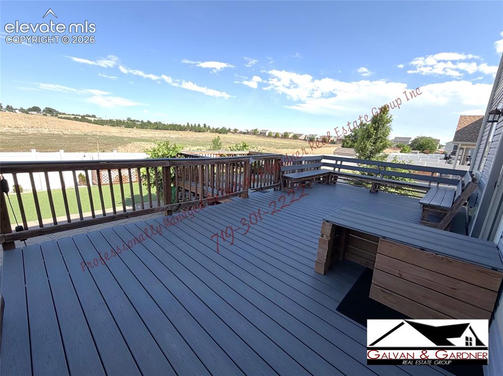 Image 50 of 50: Deck