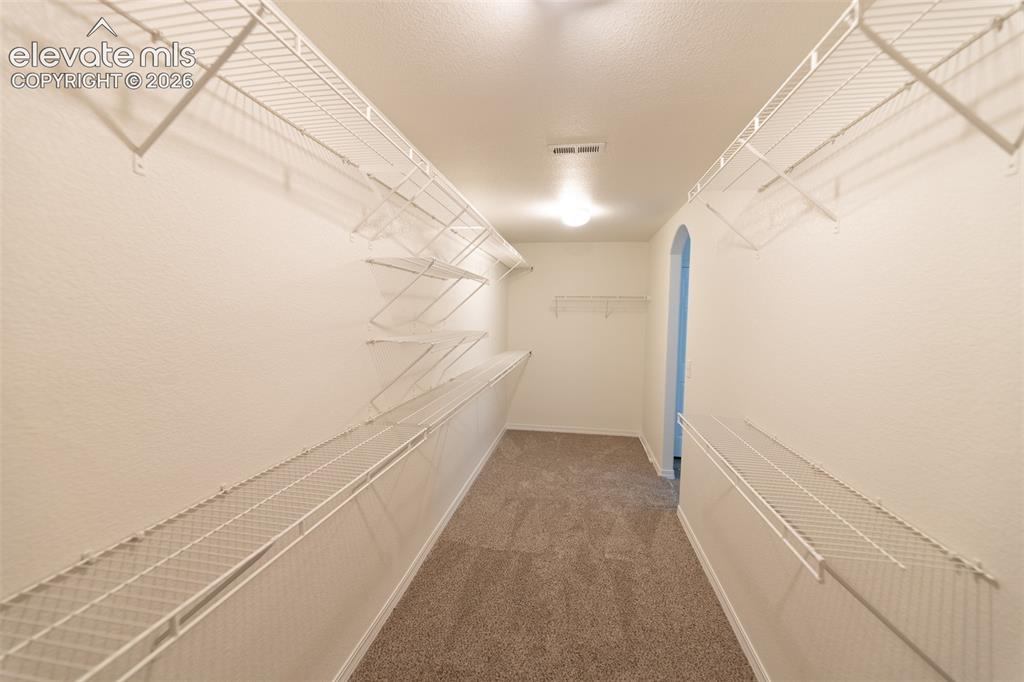 Image 38 of 48: Closet