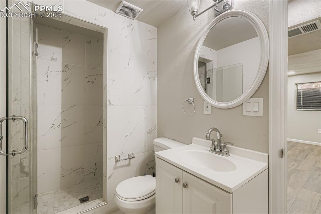 Image 24 of 31: Basement