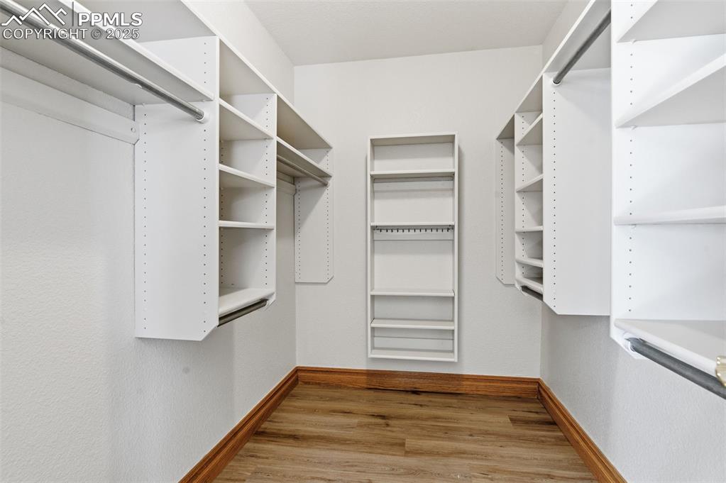 Image 24 of 48: Closet