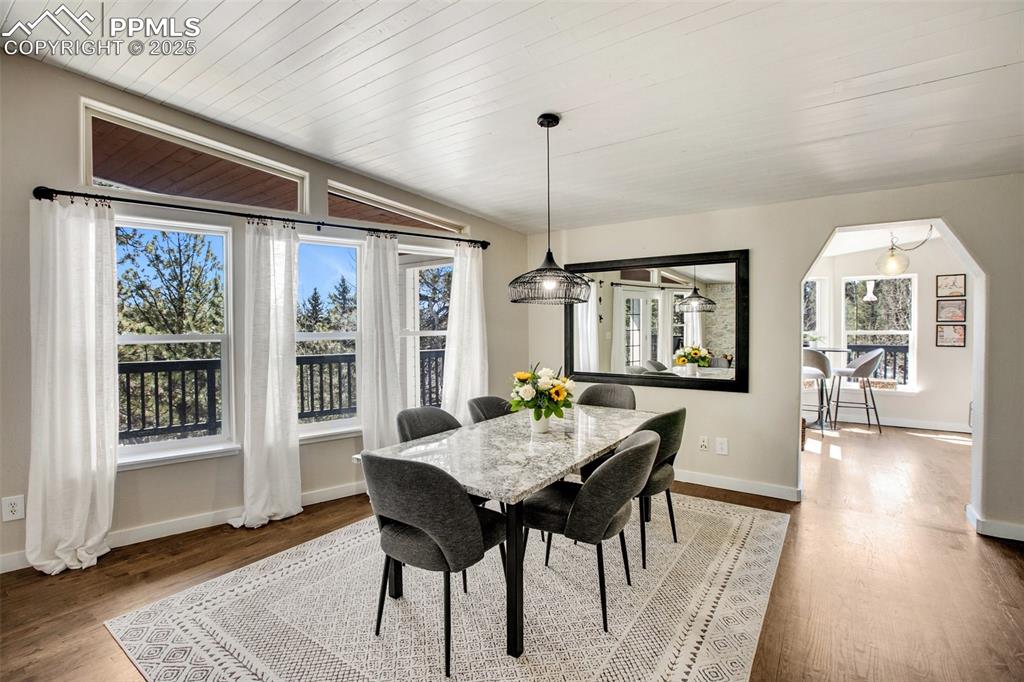 Image 6 of 50: Main level dining room