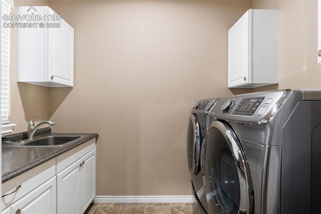 Image 14 of 43: Laundry