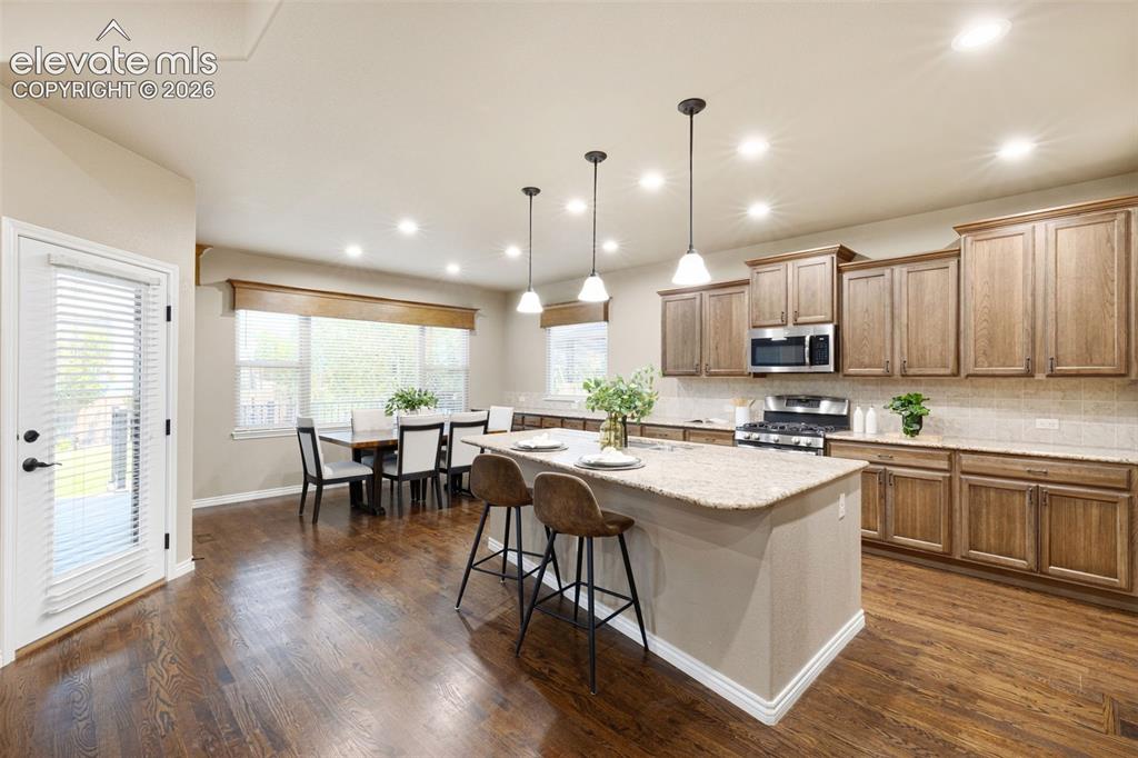 Image 9 of 43: Kitchen