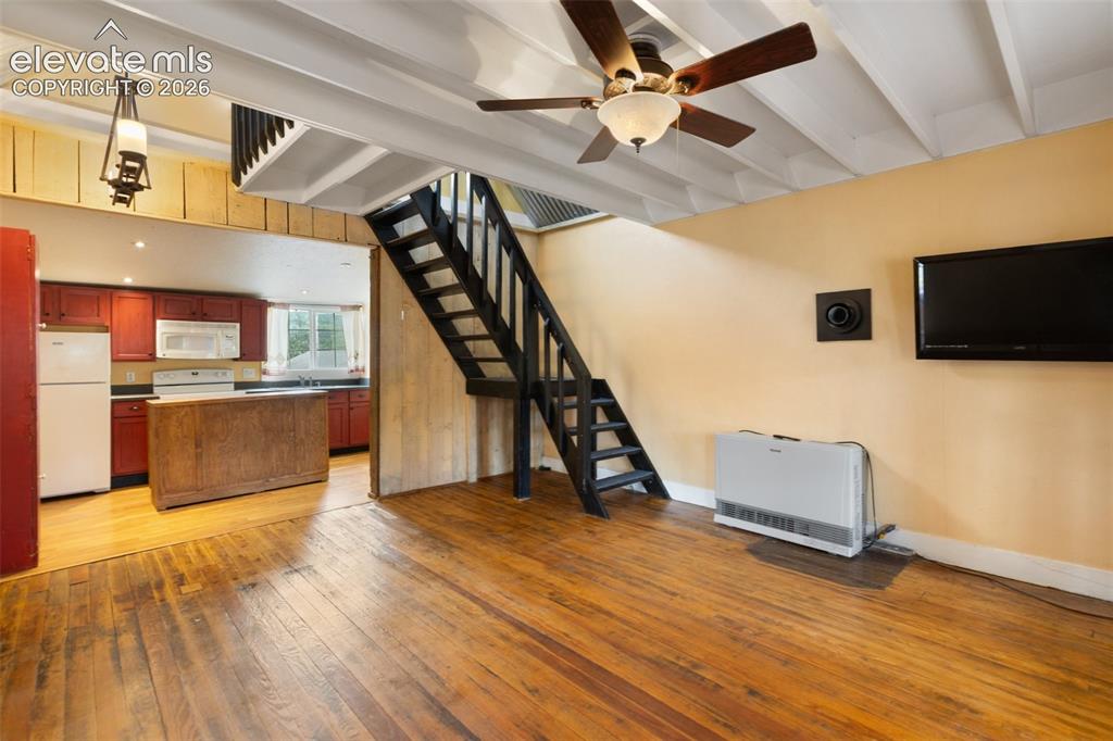 Image 9 of 45: Living Room