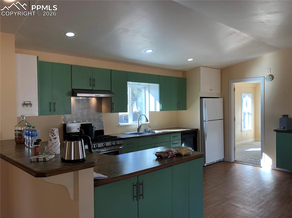 Image 14 of 30: No Description Available