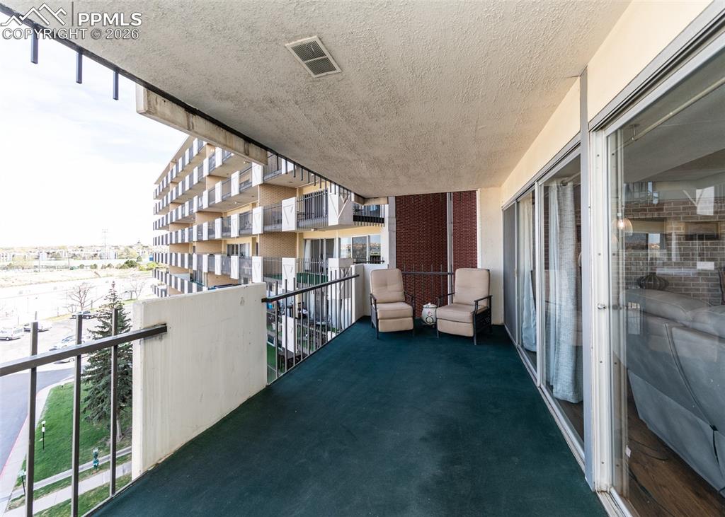 Image 22 of 28: Balcony