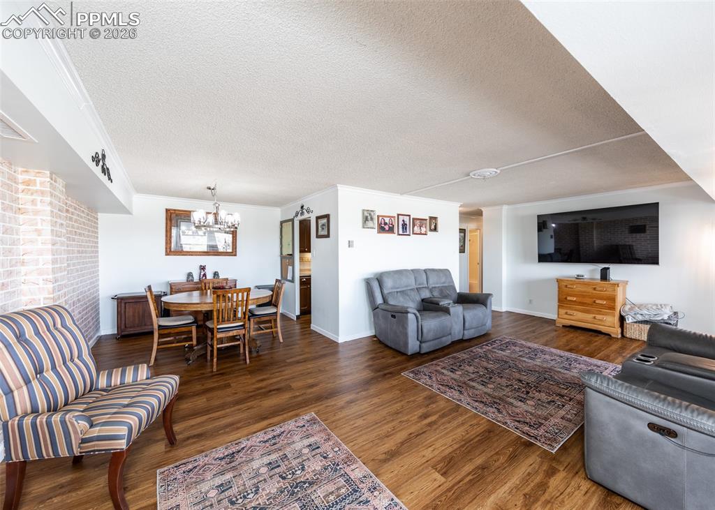 Image 5 of 28: Living Room