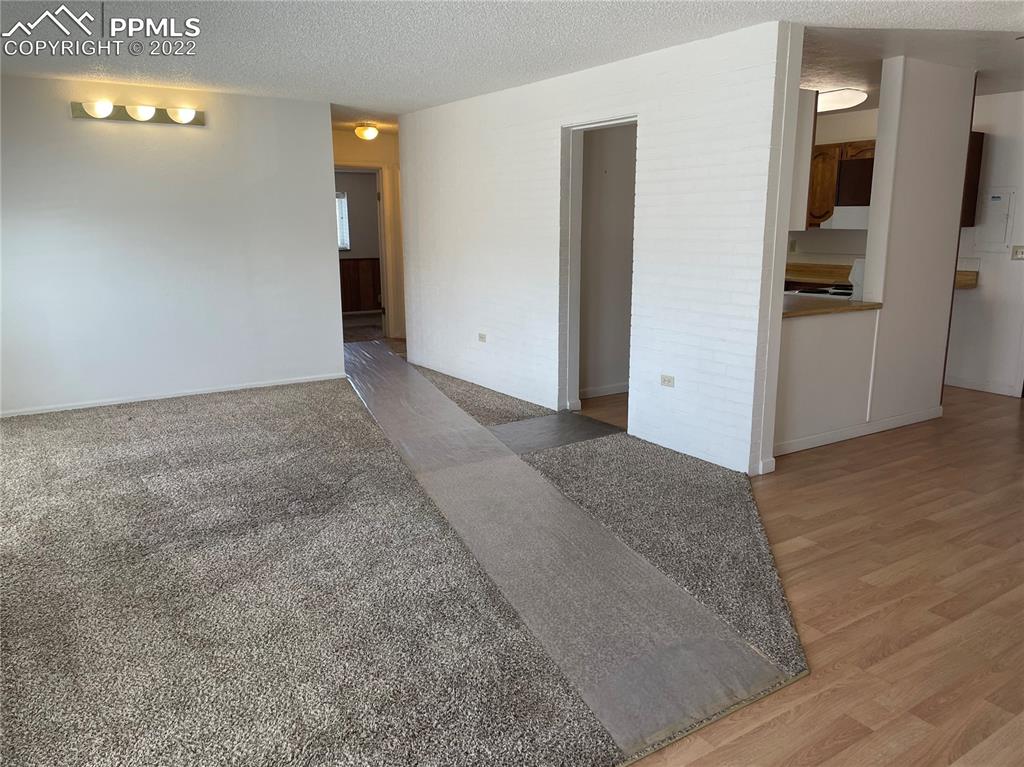 Listing 1252439, Image 10 of 35