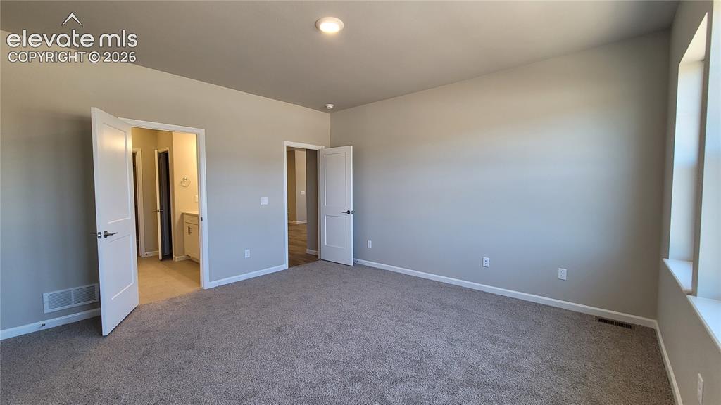Image 14 of 42: Bedroom