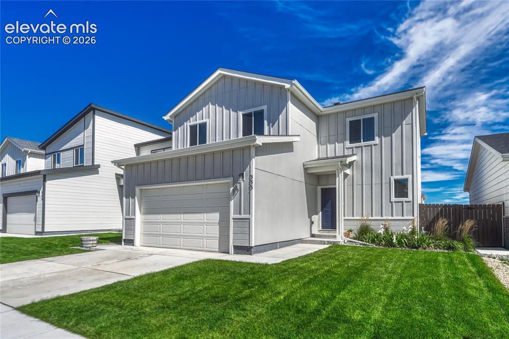 Caption: 1,611 square feet with 4 bedrooms, 3 bathrooms...