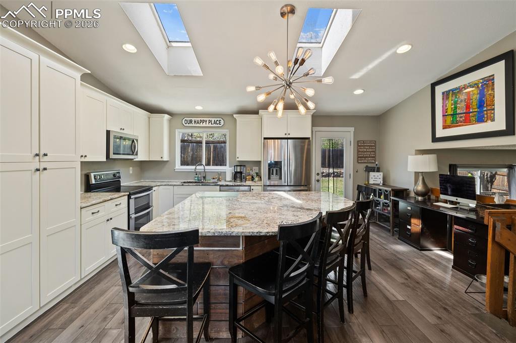 Image 11 of 42: Kitchen