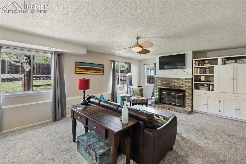 Image 13 of 42: Living Room