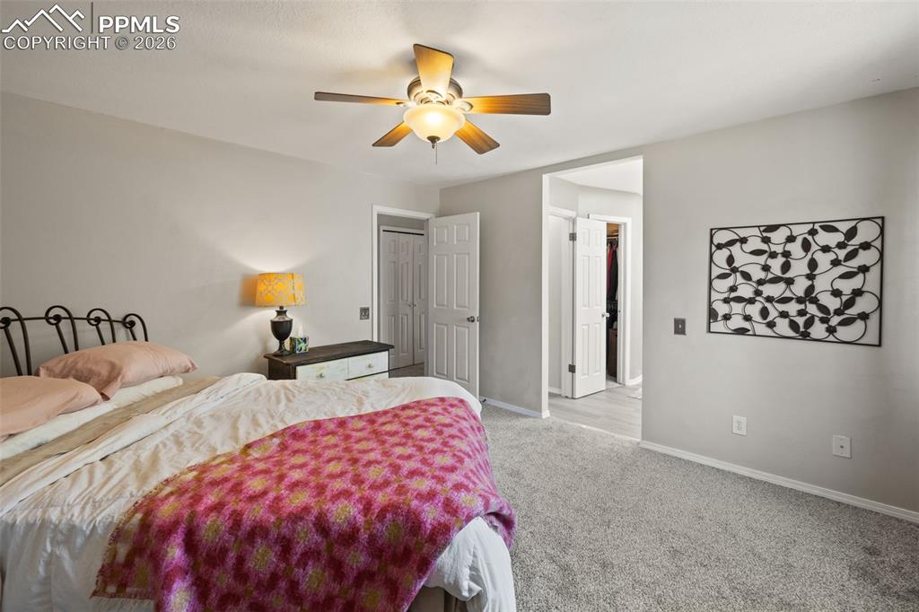 Image 18 of 42: Bedroom