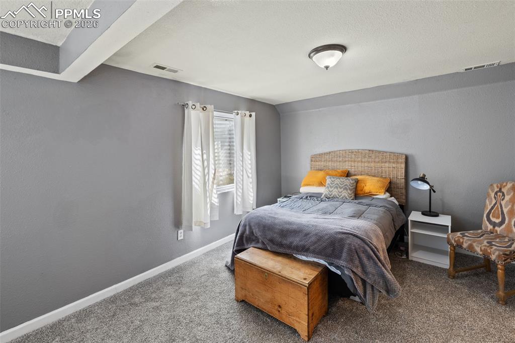 Image 27 of 42: Bedroom