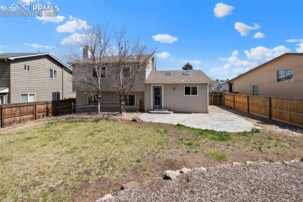 Image 35 of 42: Back of Structure