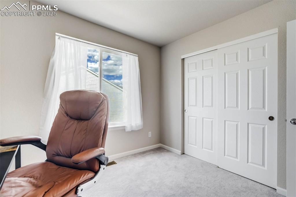 Image 41 of 45: Sitting Room