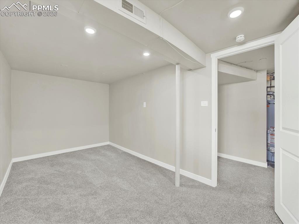 Image 20 of 42: Bedroom