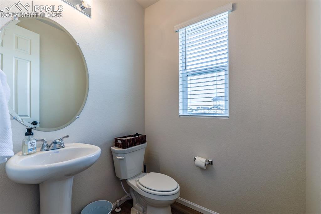 Image 12 of 32: 1/2 Bath on Main