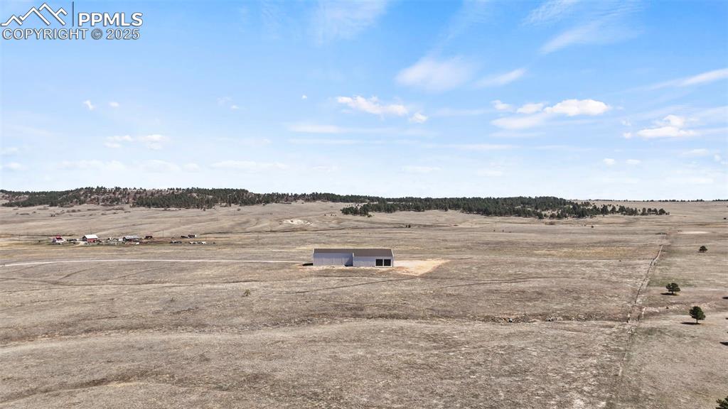 Image 19 of 22: Approximately 20 Minutes to Colorado Springs and approximately 30 minutes t