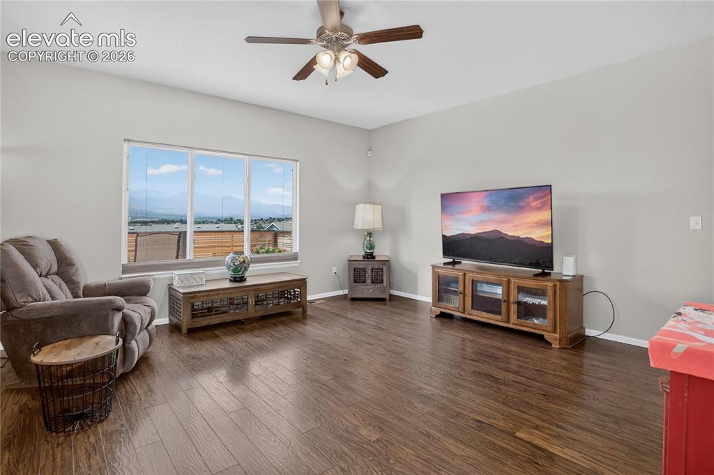 Image 5 of 31: Living room with views