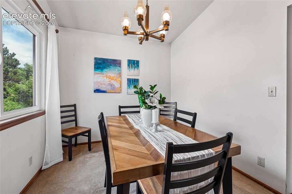 Image 8 of 45: Dining Area