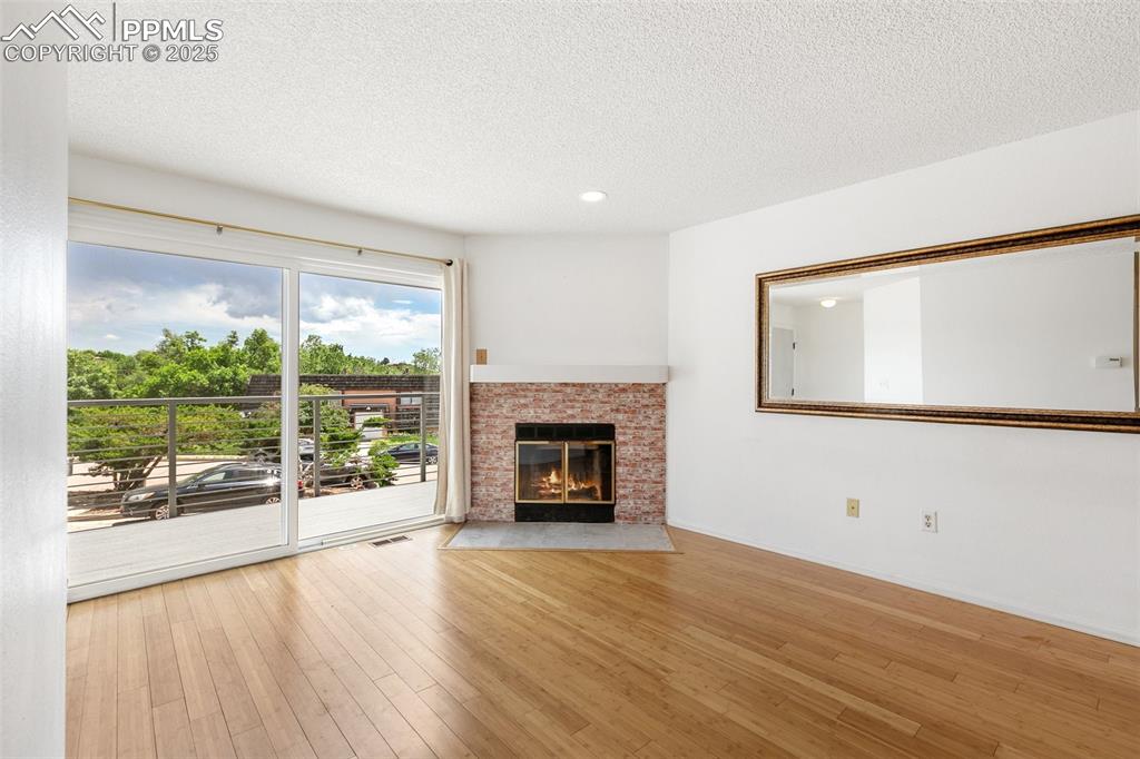 Image 9 of 36: Living Room