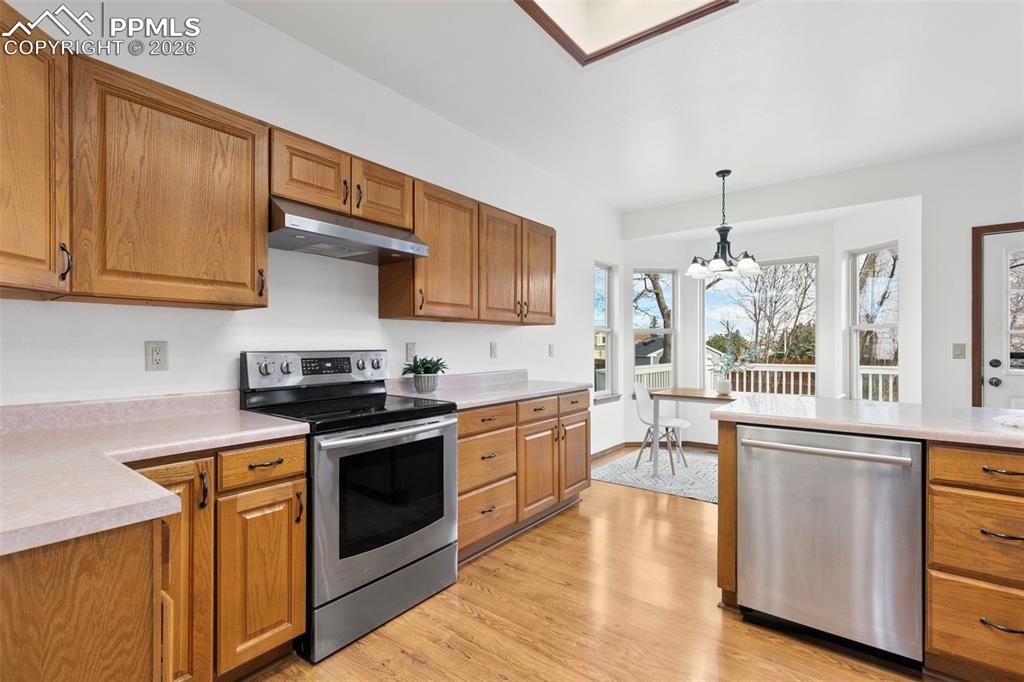 Image 15 of 50: No Description Available