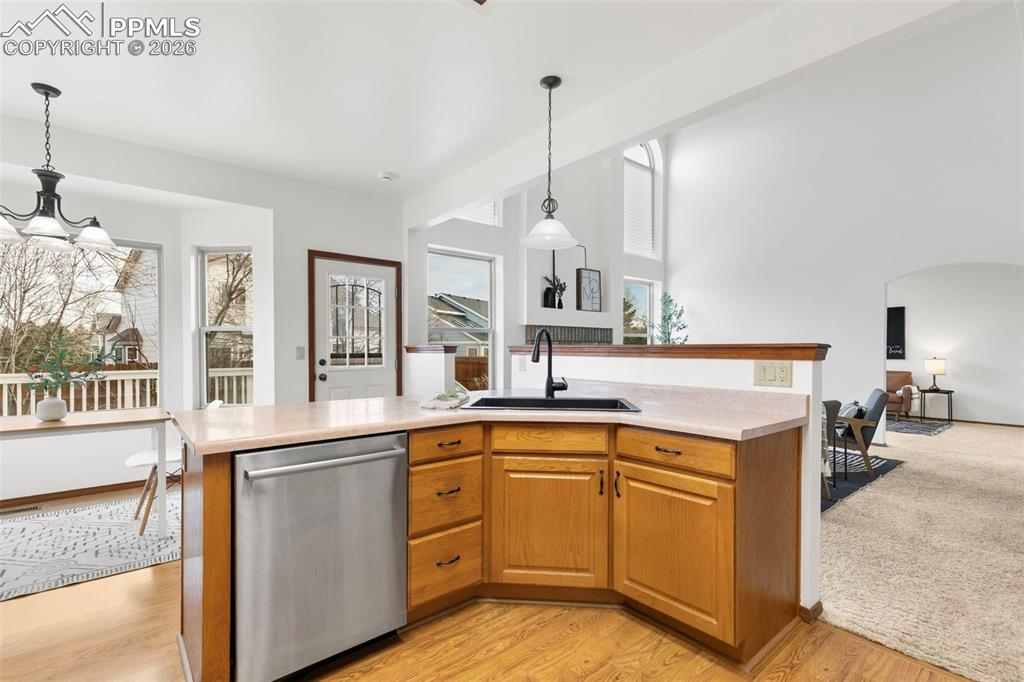 Image 16 of 50: No Description Available