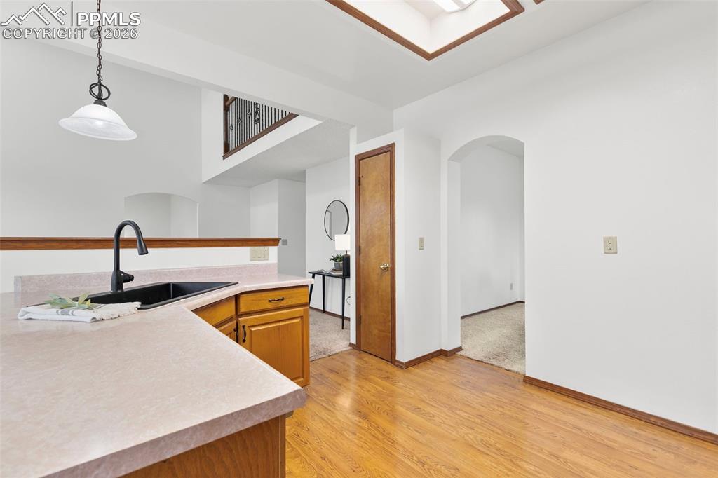 Image 18 of 50: No Description Available