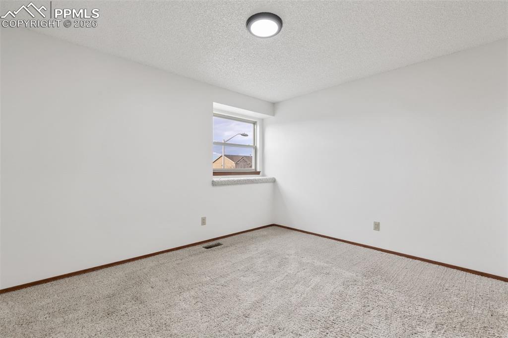 Image 38 of 50: No Description Available