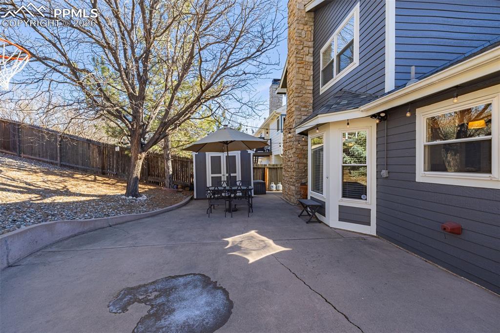 Image 35 of 44: Patio