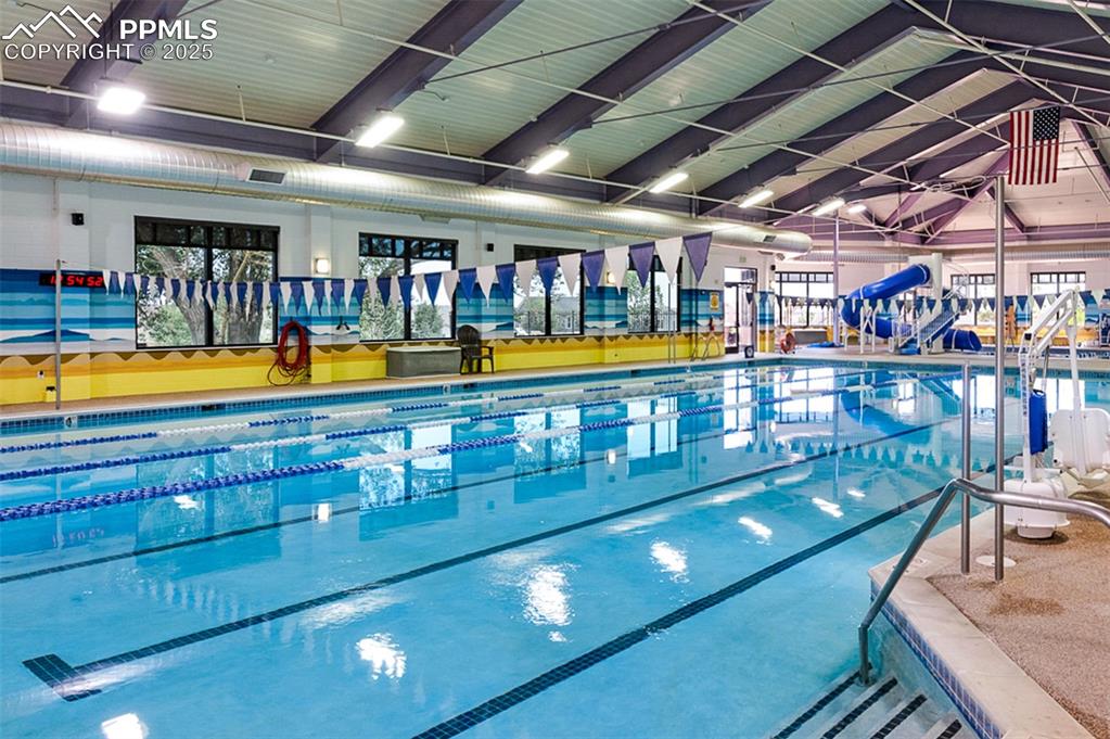 Image 36 of 36: Pool
