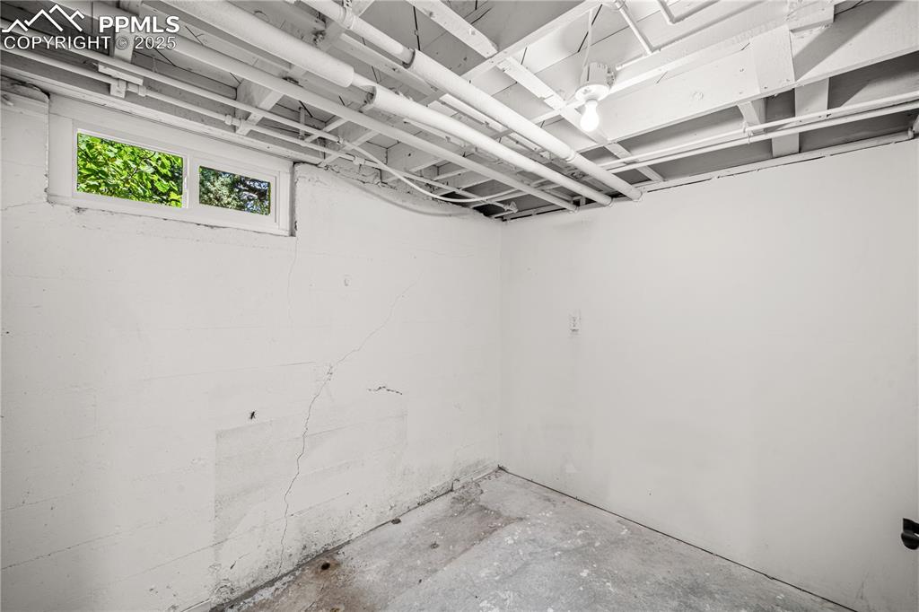 Image 32 of 36: Basement