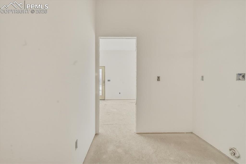 Image 12 of 37: Laundry