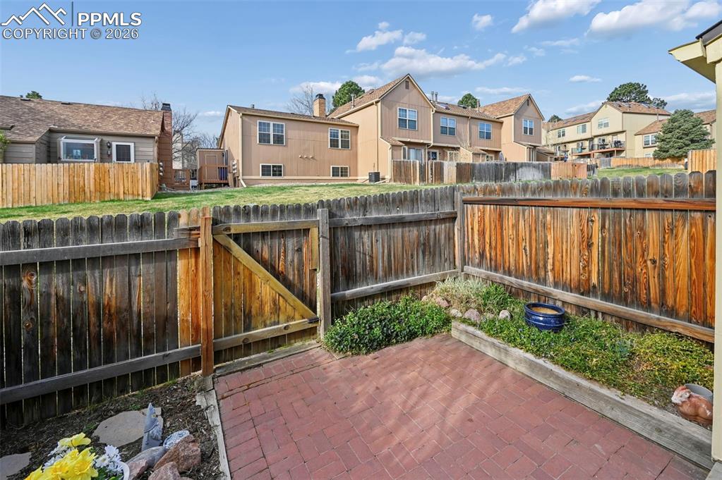 Image 18 of 19: Patio