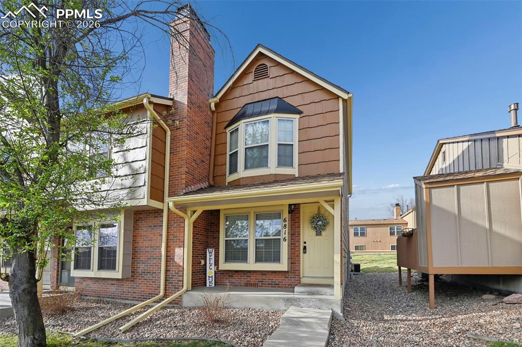 Image 2 of 19: Front of Structure