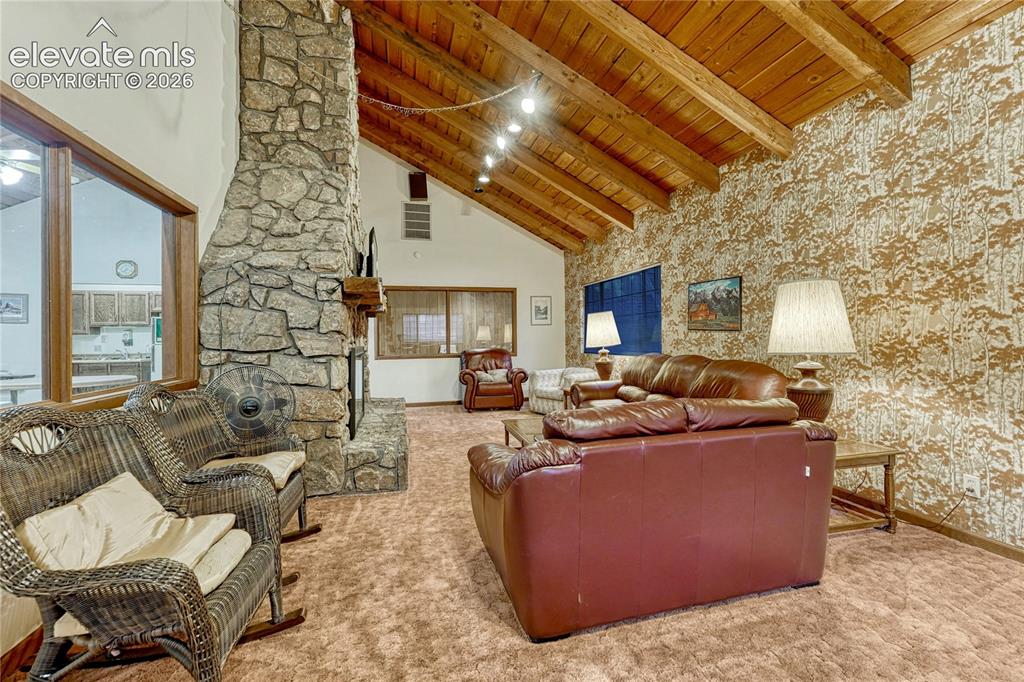 Image 31 of 50: Recreation Room