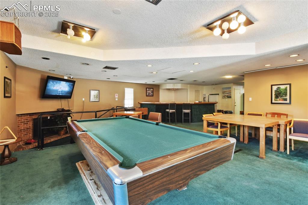 Image 22 of 25: Game Room
