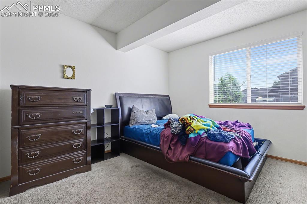 Image 14 of 25: Bedroom