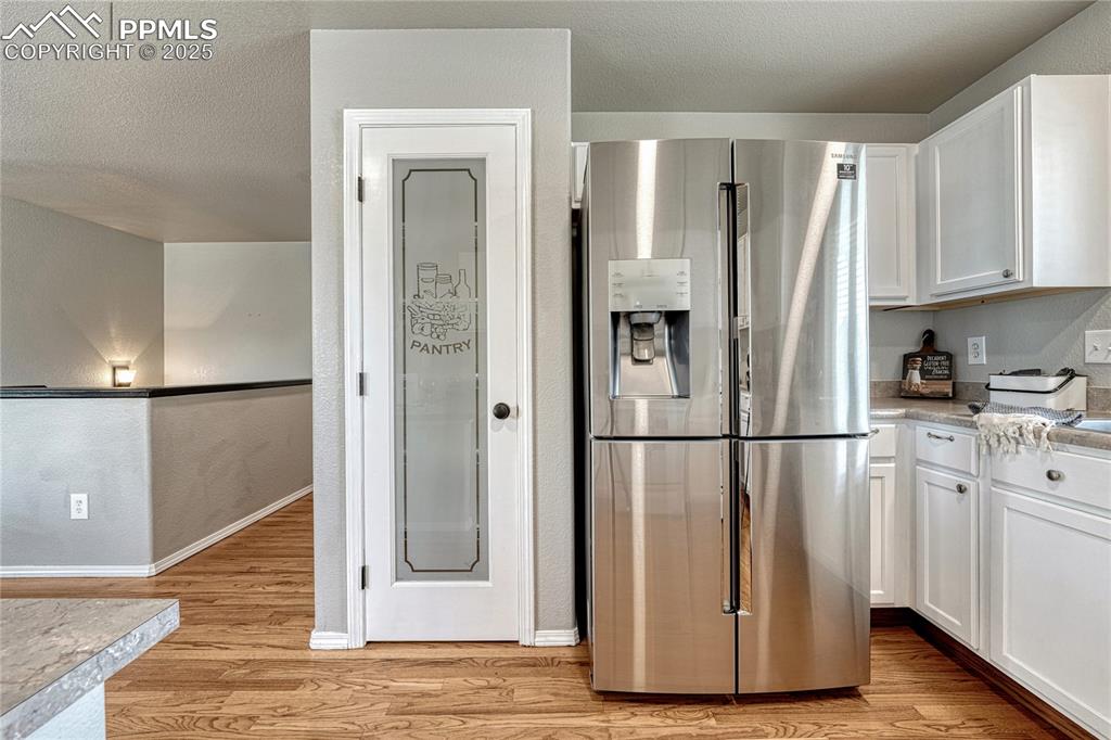 Image 6 of 38: Kitchen