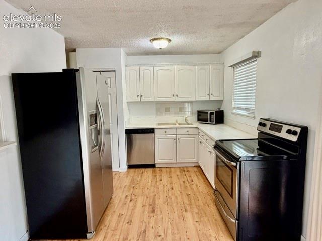 Image 12 of 27: All appliances included