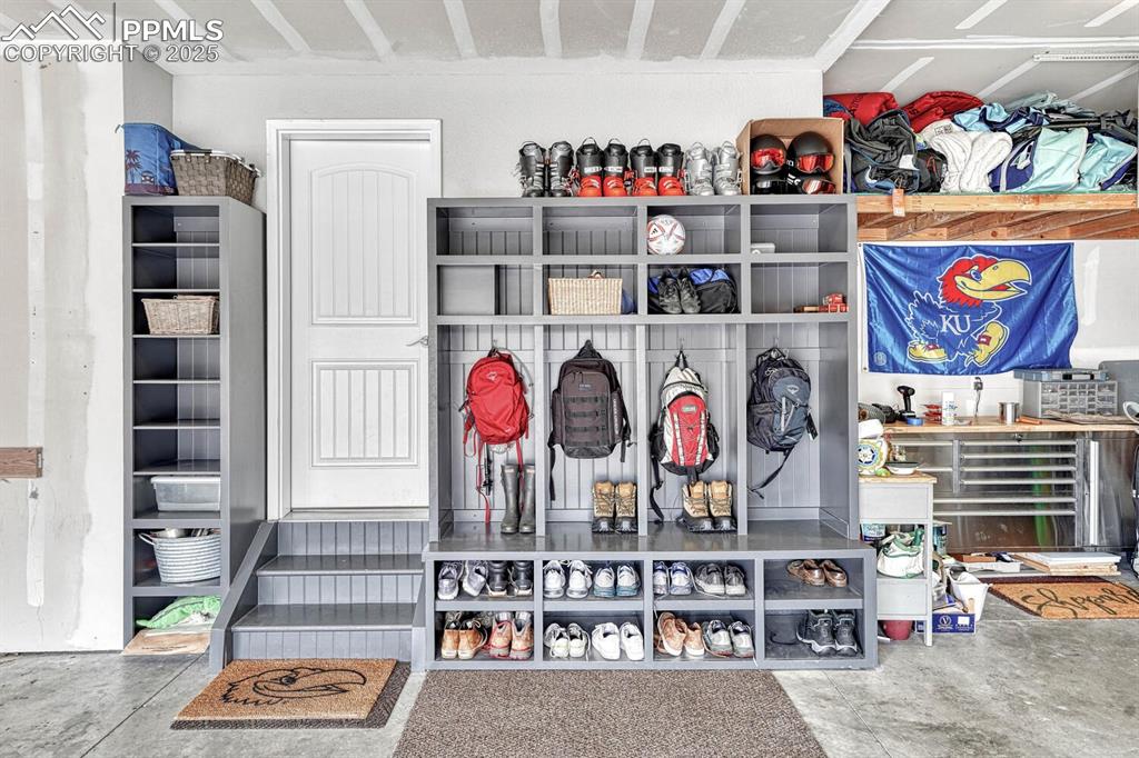 Image 36 of 44: View of mudroom