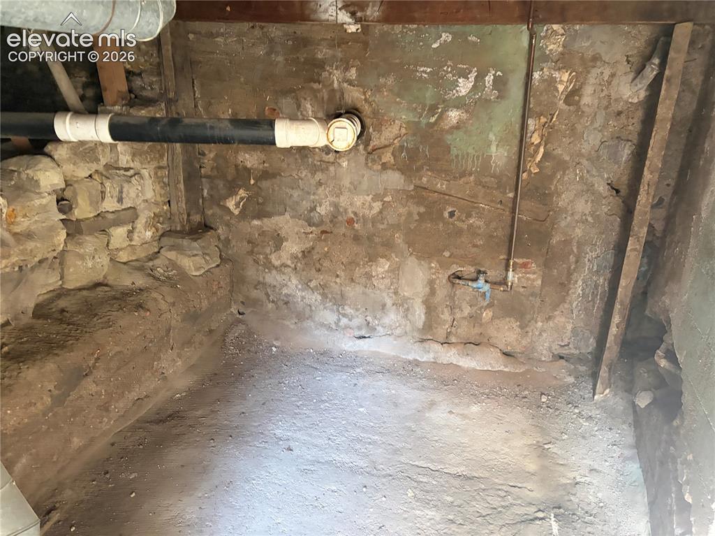 Image 17 of 17: Basement