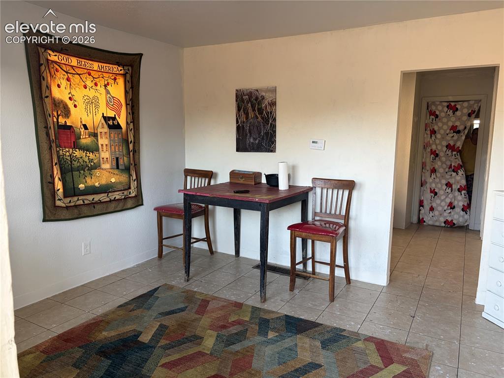 Image 2 of 17: Dining Area